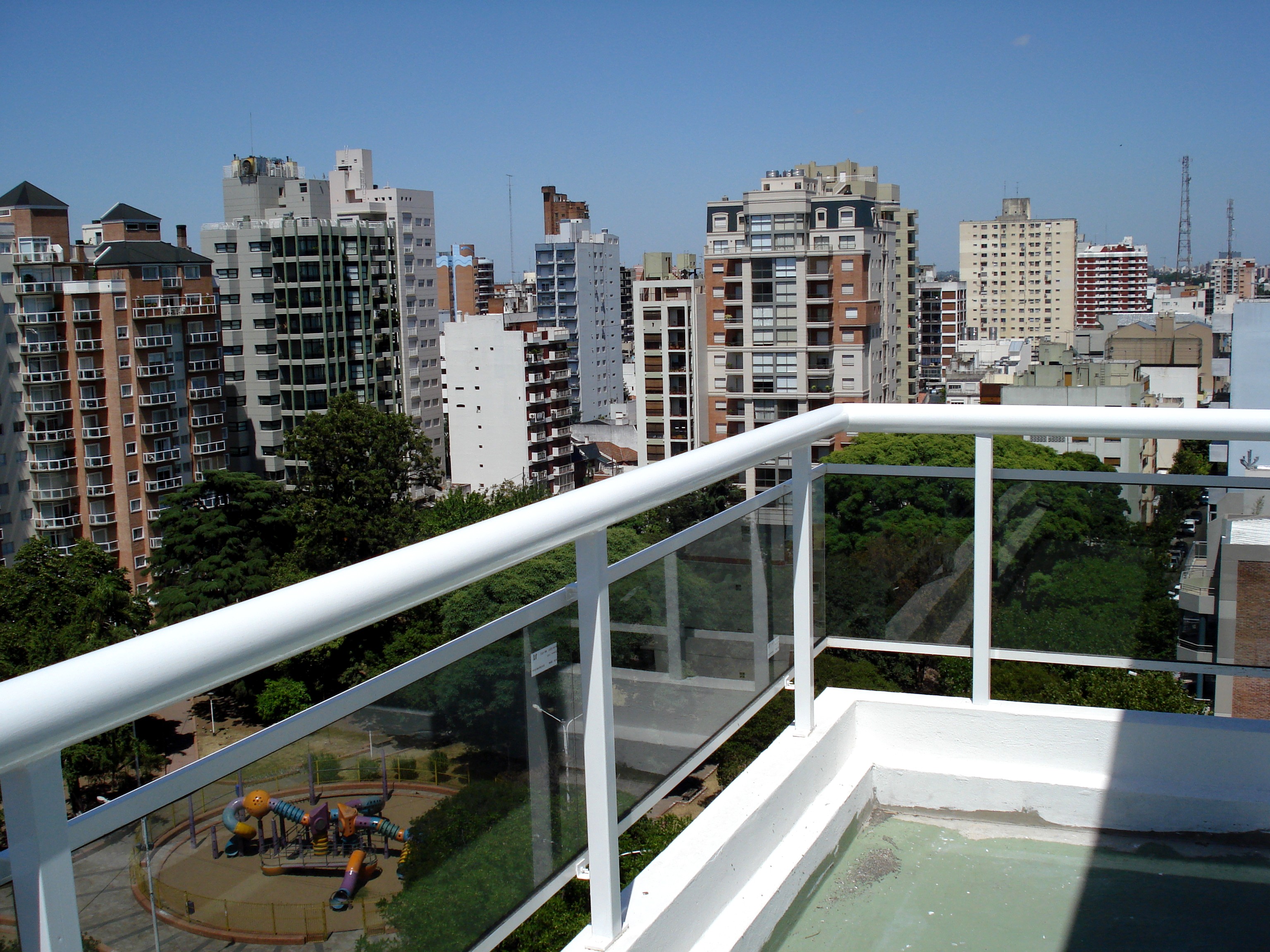 balcón en zona residencial