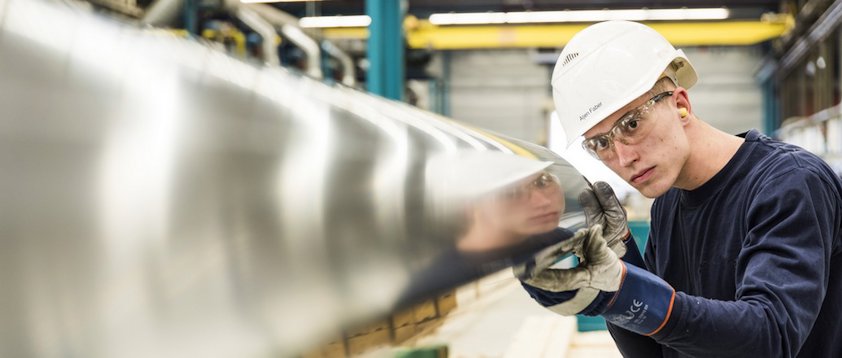 Un grand profilé d'aluminium fabriqué chez Hydro Extrusion Lichtervelde