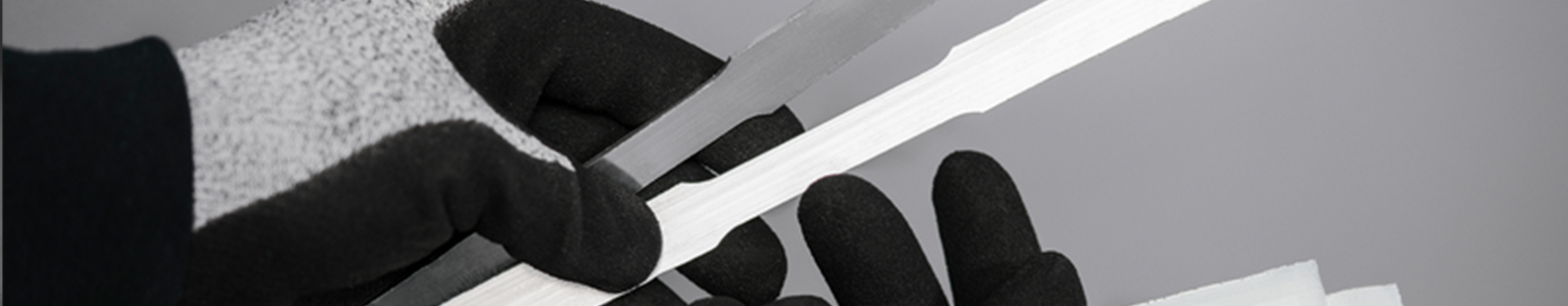 Hands holding aluminium pieces