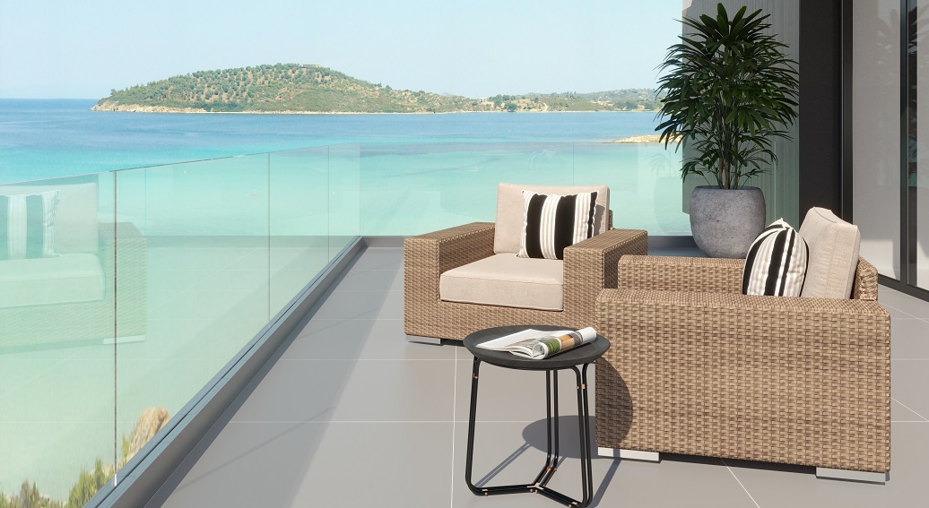 a balcony overlooking the ocean